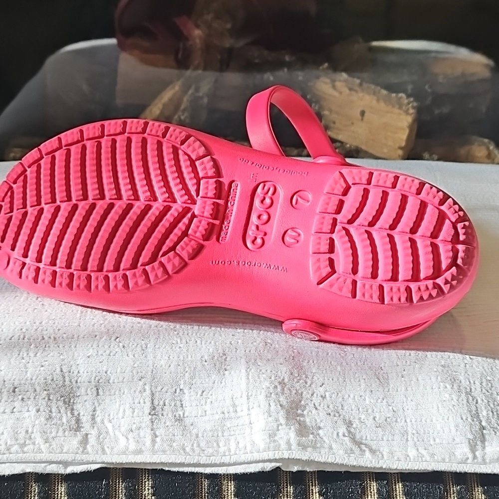 Crocs Hot Pink Cleo ii Size 7 - Picture 4 of 5